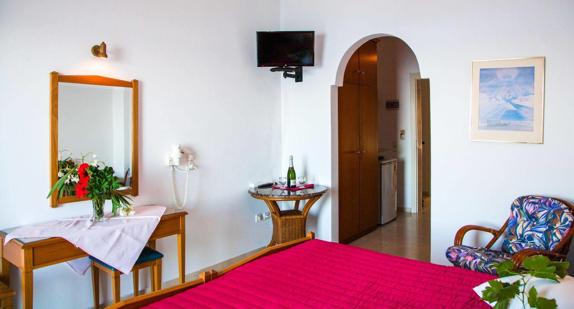 Irini'S Rooms Fteoura Kamári Zewnętrze zdjęcie