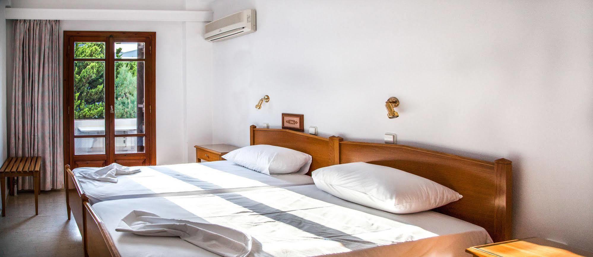 Irini'S Rooms Fteoura Kamári Zewnętrze zdjęcie