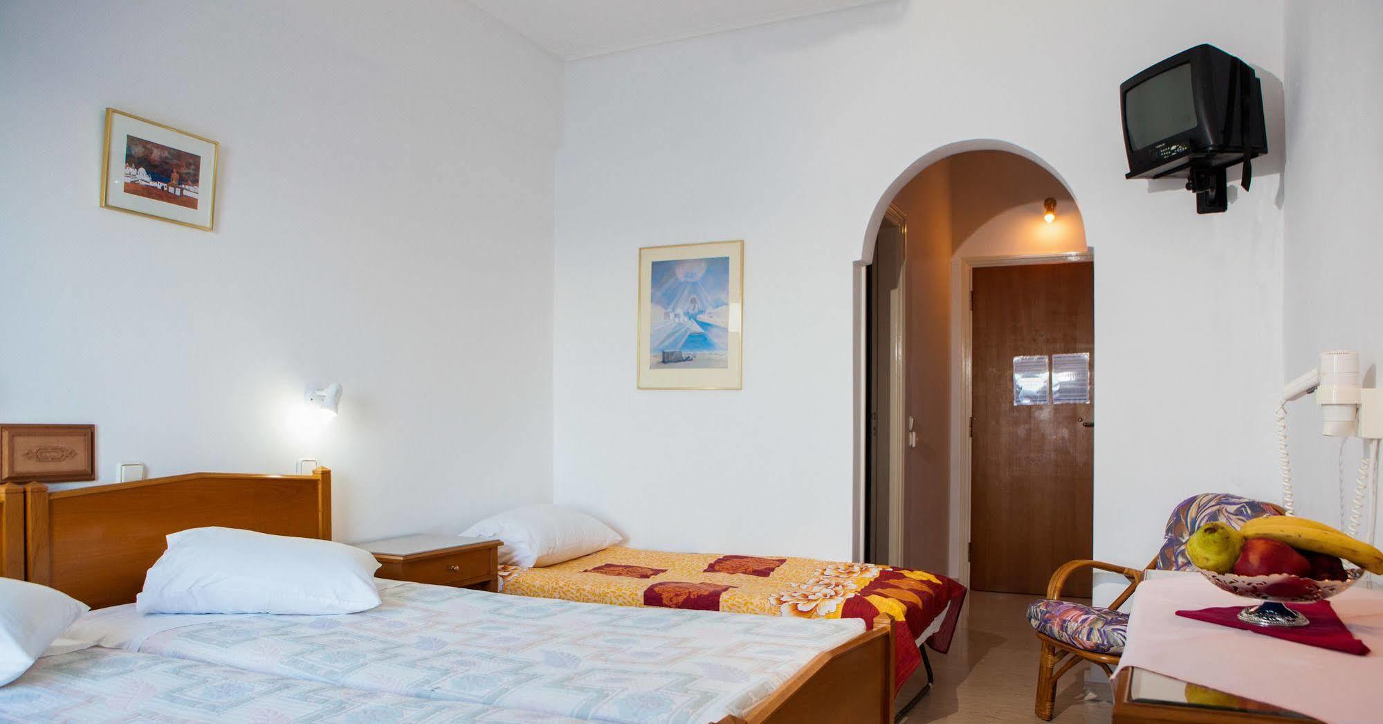 Irini'S Rooms Fteoura Kamári Zewnętrze zdjęcie